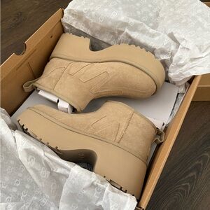 UGG Ultra Mini New Heights Sunwave Boots Women’s Size 9 | NEW in Box